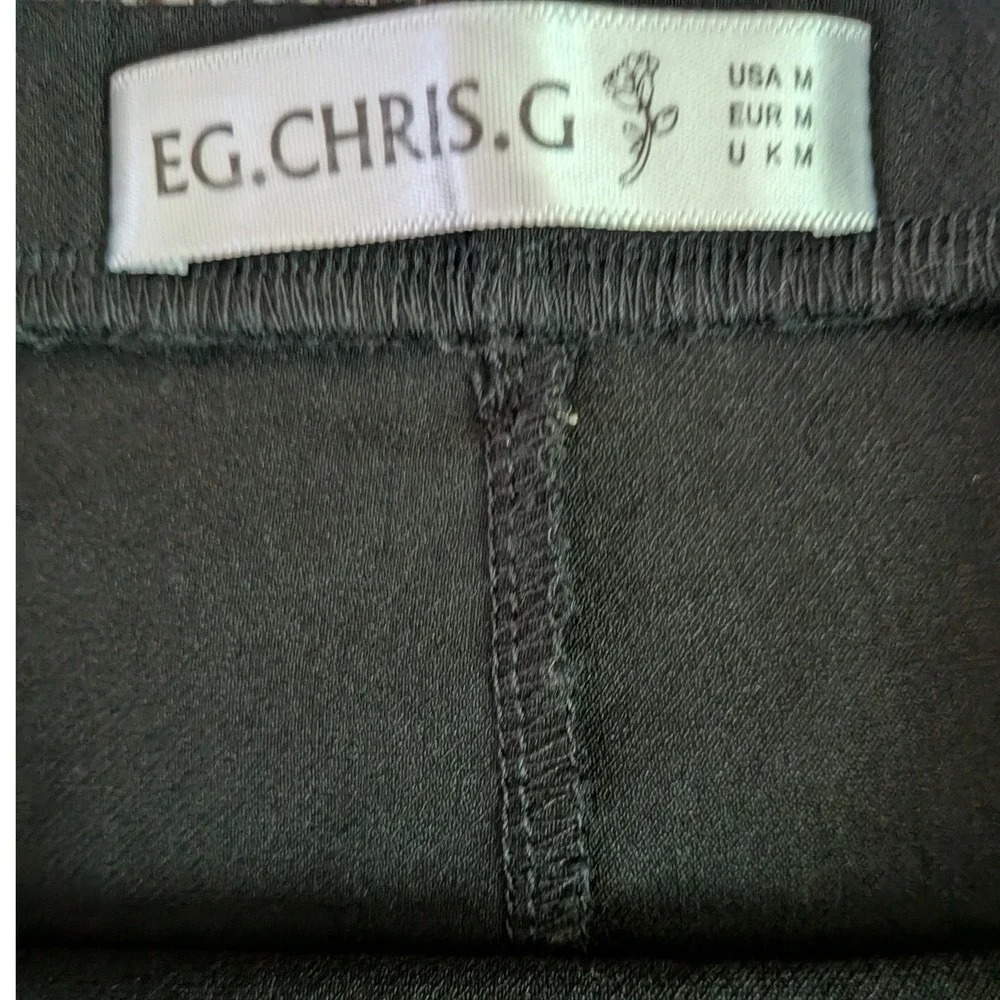 EG.CHRIS.G Black‎ Mini Skirt with Front Slit Size Medium Womens Solid Basic